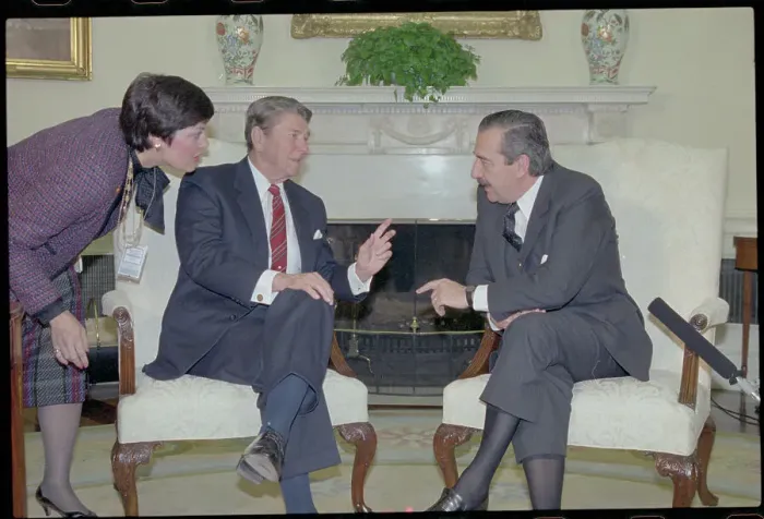 Framed Print : Ronald Reagan and Reoul Alfonsin Framed Print : Ronald Reagan and Reoul Alfonsin