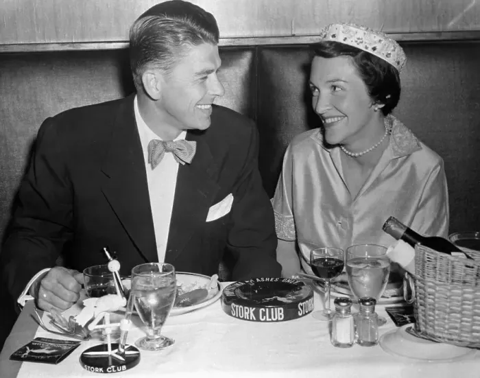 Framed Print : Ronald Reagan Sharing Drinks with His Wife Framed Print : Ronald Reagan Sharing Drinks with His Wife