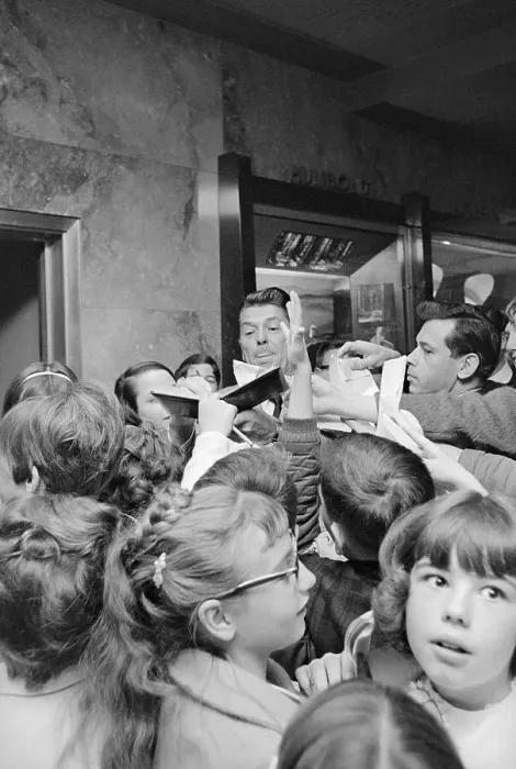 Framed Print : Ronald Reagan Signing Autographs Framed Print : Ronald Reagan Signing Autographs