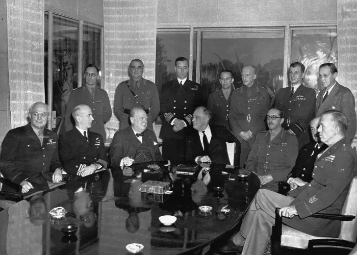 Framed Print : Roosevelt and Churchill Meeting with Officers