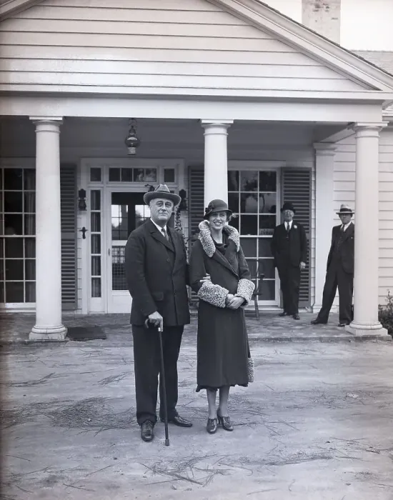 Framed Print : Roosevelt with His Daughter Framed Print : Roosevelt with His Daughter