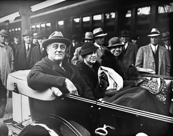 Framed Print : Roosevelt Returns to Washington Framed Print : Roosevelt Returns to Washington