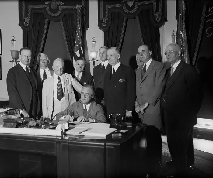Framed Print : Roosevelt Signing Glass-Steagall Act Framed Print : Roosevelt Signing Glass-Steagall Act