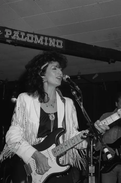 Framed Print : Rosie Flores