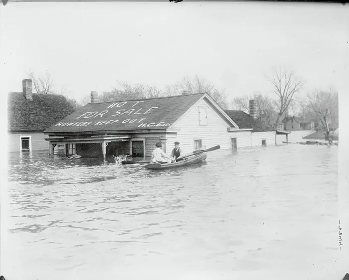 Framed Print : Rowing Through Flooded Illinois Town Framed Print : Rowing Through Flooded Illinois Town
