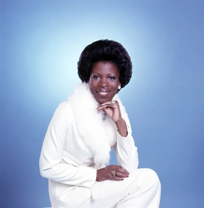 Framed Print : Roxie Roker Portrait Session