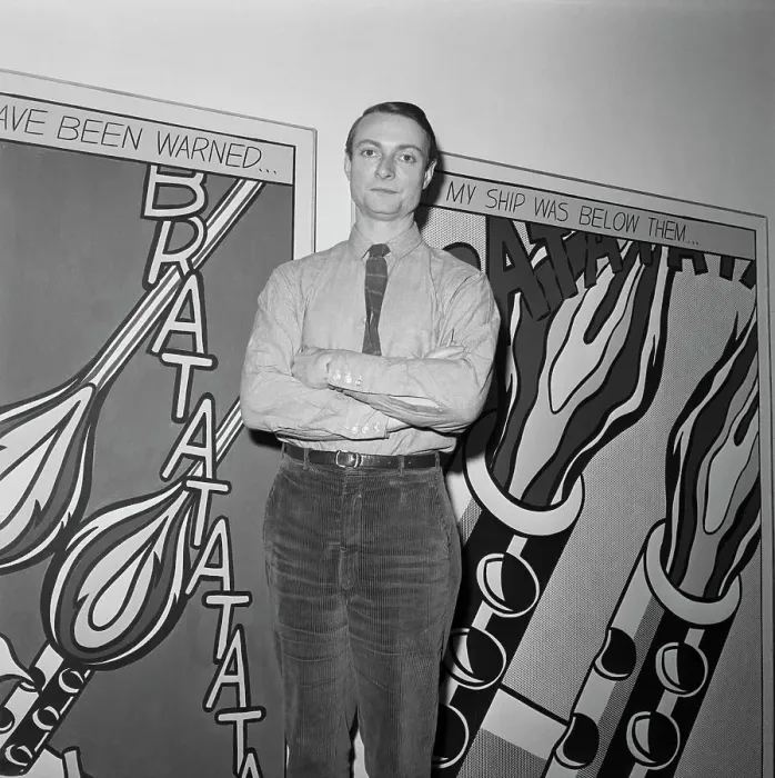 Framed Print : Roy Lichtenstein in Front of His Comic Book Inspired Art Work Framed Print : Roy Lichtenstein in Front of His Comic Book Inspired Art Work