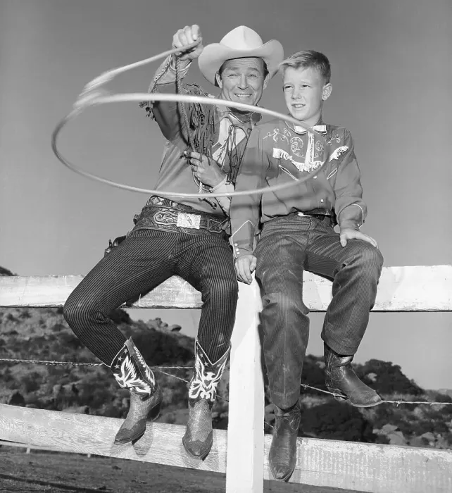 Framed Print : Roy Rogers Shows Son His New Invention
