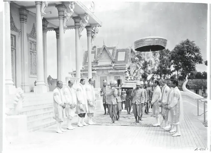 Framed Print : Royal Court Members Carrying King Monivong on Palanquin Framed Print : Royal Court Members Carrying King Monivong on Palanquin