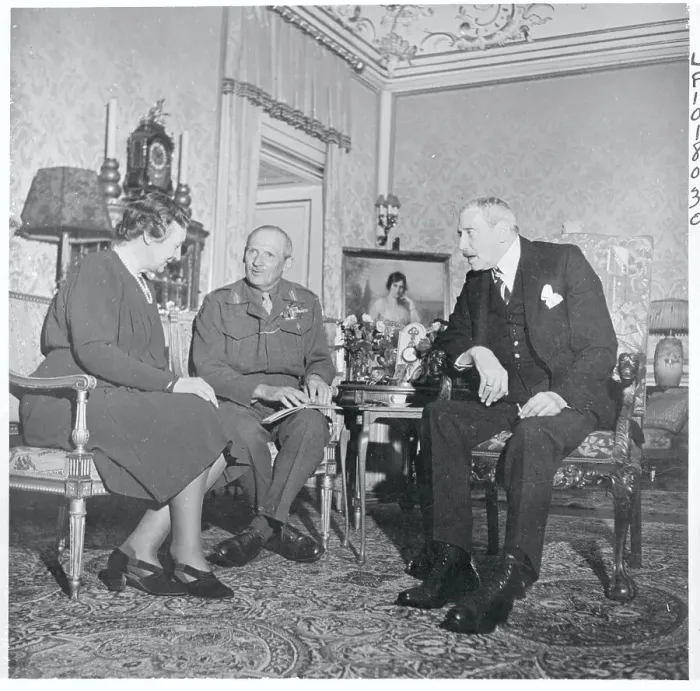 Framed Print : Royal Leaders Conversing Together Framed Print : Royal Leaders Conversing Together
