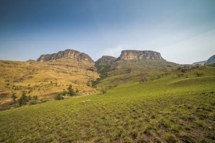 Framed Print : Royal Natal National Park, in Drakensberg mountains Framed Print : Royal Natal National Park, in Drakensberg mountains
