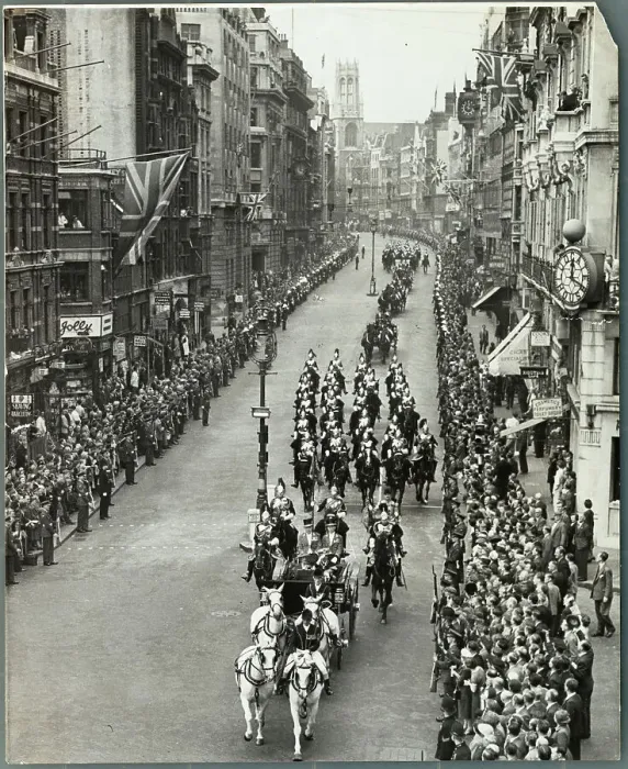 Framed Print : Royal Procession in London Framed Print : Royal Procession in London
