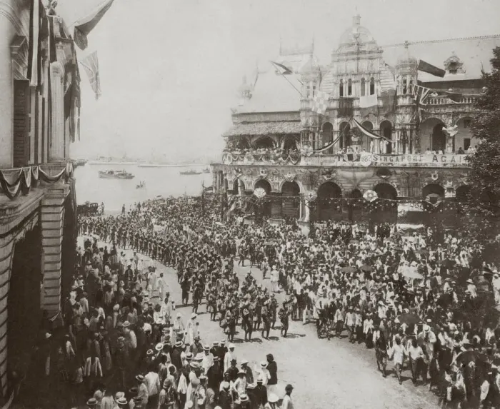 Framed Print : Royal Visit To Singapore Framed Print : Royal Visit To Singapore
