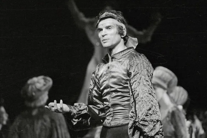 Framed Print : Rudolf Nureyev in Ballet Costume Framed Print : Rudolf Nureyev in Ballet Costume