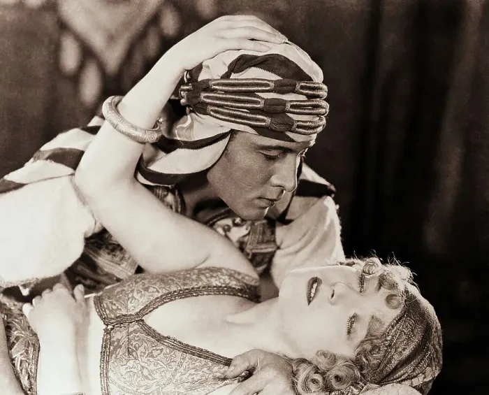 Framed Print : Rudolph Valentino and Vilma Banky Framed Print : Rudolph Valentino and Vilma Banky