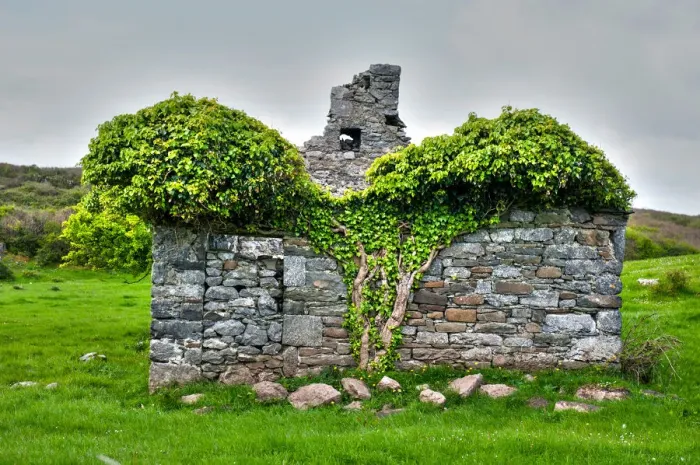 Framed Print : Ruined house at Doolin County Clare Ireland Framed Print : Ruined house at Doolin County Clare Ireland