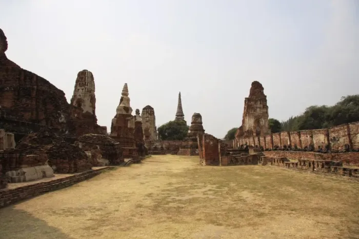 Framed Print : Ruins of Ayutthaya Wat Mahathat