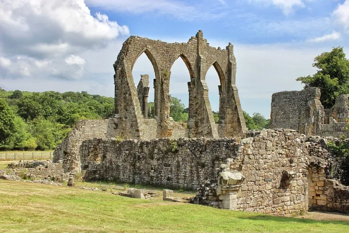 Framed Print : Ruins of Bayham Abbey Framed Print : Ruins of Bayham Abbey