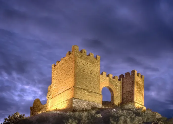 Framed Print : Ruins illuminated at dusk of the Castillo de Tabernas, AlmerAia