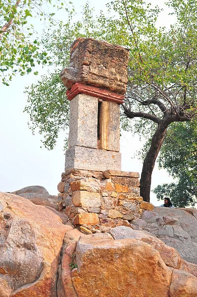 Ruins at Mehrauli Archaeological Park, Delhi