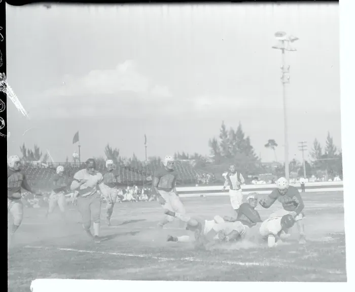 Framed Print : Running Play During the Orange Bowl Framed Print : Running Play During the Orange Bowl