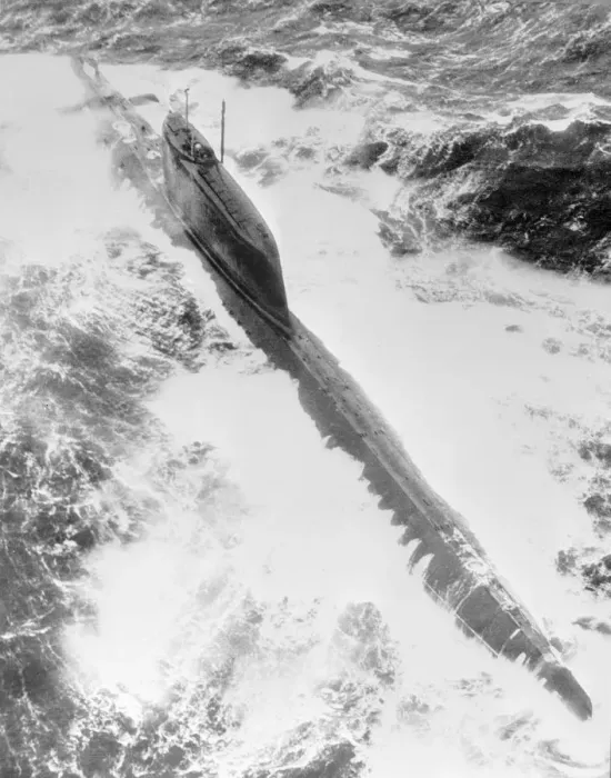 Framed Print : K-19. The Russian Hotel class nuclear submarine K-19 pictured in the Atlantic