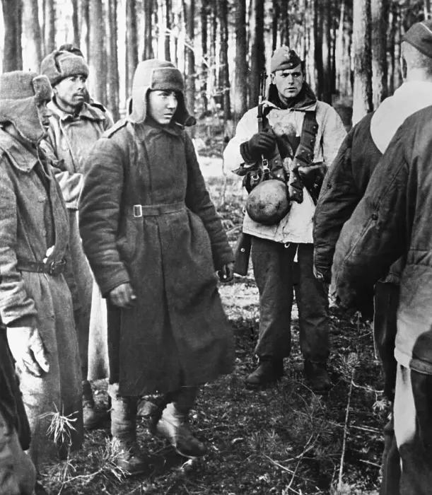 Framed Print : Russian Paratroops(L)Captured By Germans Framed Print : Russian Paratroops(L)Captured By Germans