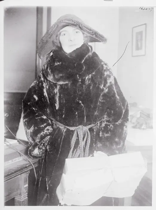 Framed Print : Russian Socialite Posing in Her Fur Coat and Hat Framed Print : Russian Socialite Posing in Her Fur Coat and Hat