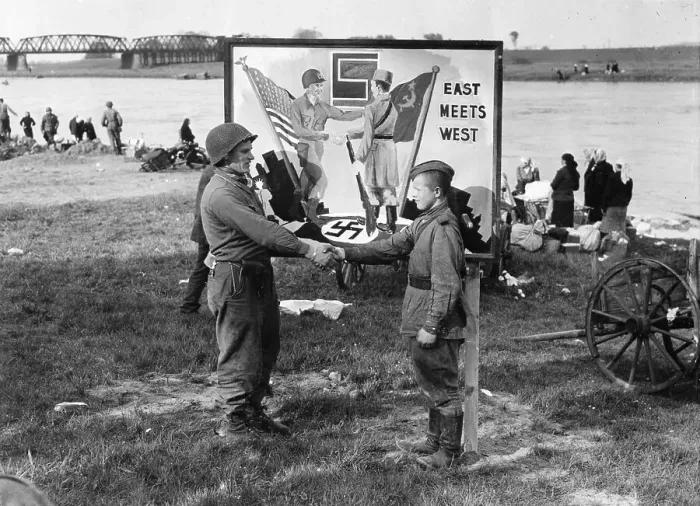 Framed Print : Russian And Us Soldier Shake Hands Framed Print : Russian And Us Soldier Shake Hands