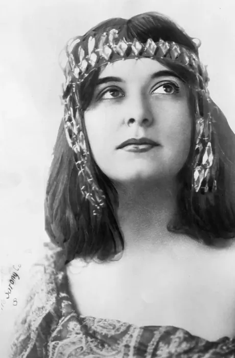 Framed Print : Ruth Rose. Portrait of Ruth Rose in elaborate headdress Framed Print : Ruth Rose. Portrait of Ruth Rose in elaborate headdress