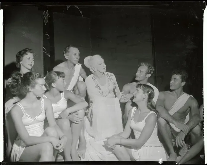 Framed Print : Ruth St. Denis Teaching her Troupe Framed Print : Ruth St. Denis Teaching her Troupe