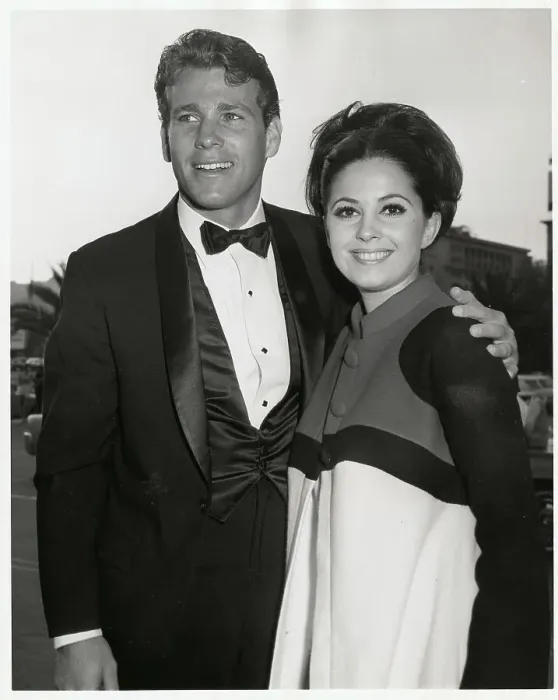 Framed Print : Ryan O'Neal Accompanied by Date Framed Print : Ryan O'Neal Accompanied by Date