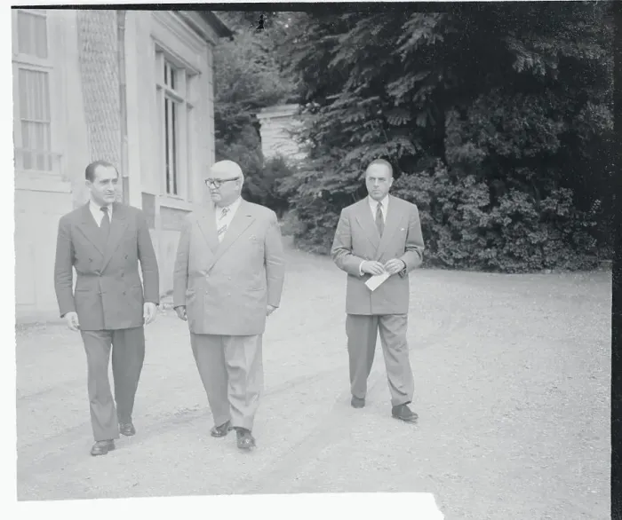 Framed Print : Saar Premier Meets Mendes-France Framed Print : Saar Premier Meets Mendes-France