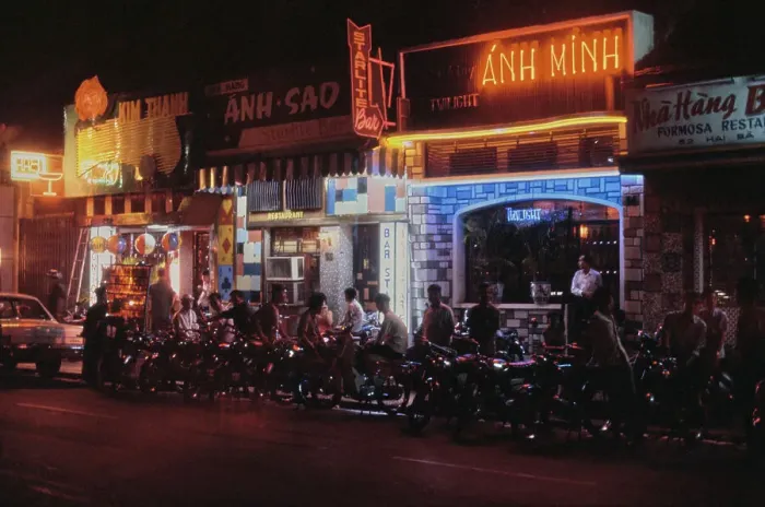 Framed Print : Saigon, Vietnam War