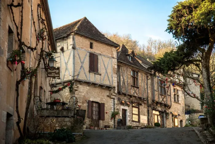 Framed Print : Saint Cirq Lapopie Framed Print : Saint Cirq Lapopie