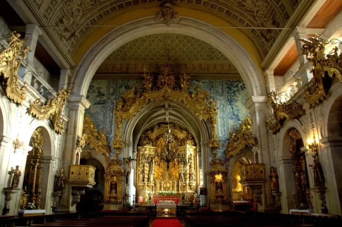 Framed Print : Saint Francisco Church in Gimaraes Framed Print : Saint Francisco Church in Gimaraes
