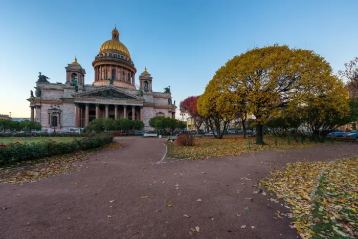 Framed Print : Saint Isaacs Cathedral, Saint Petersburg Framed Print : Saint Isaacs Cathedral, Saint Petersburg