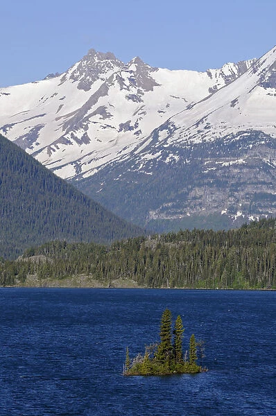 Saint Marys Glacier Lake with Wild Goose Island, Glacier National Park, Rocky Mountains, Montana, USA