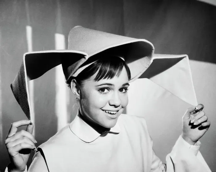 : Sally Field As The Flying Nun : Sally Field As The Flying Nun
