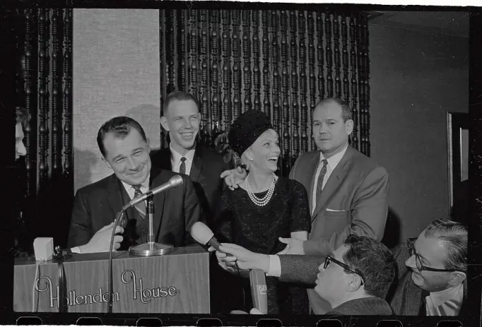 Framed Print : Sam Sheppard, F. Lee Bailey, Ariane Sheppar, and Russel Sherman Framed Print : Sam Sheppard, F. Lee Bailey, Ariane Sheppar, and Russel Sherman