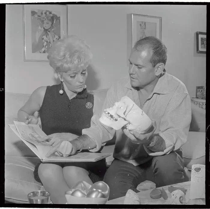 Framed Print : Sam Sheppard and Second Wife Ariane Framed Print : Sam Sheppard and Second Wife Ariane