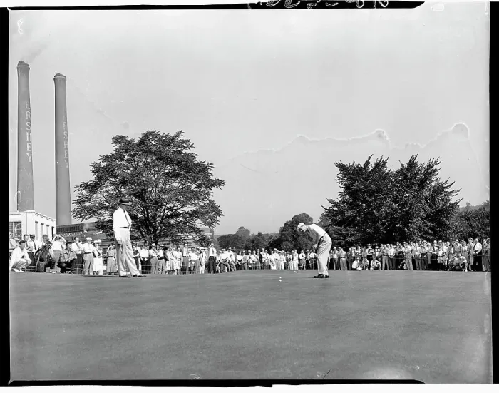 Framed Print : Sam Snead Watching Byron Nelson Putt