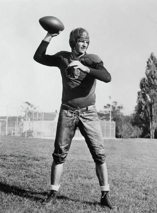 Framed Print : Sammy Baugh Framed Print : Sammy Baugh
