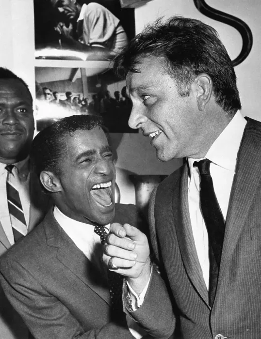 Framed Print : Sammy Davis Jr. Laughing with Richard Burton Framed Print : Sammy Davis Jr. Laughing with Richard Burton