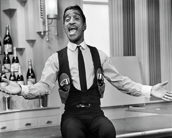 Framed Print : Sammy Davis, Jr. Singing Framed Print : Sammy Davis, Jr. Singing