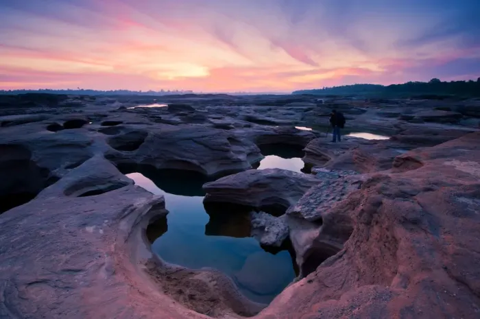 Framed Print : Samphanbok Rocks, Ubon Rachathani, Thailand Framed Print : Samphanbok Rocks, Ubon Rachathani, Thailand