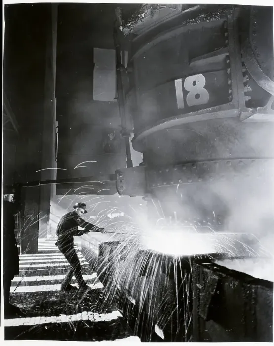 Framed Print : Sample Test Of The Pouring Of Ingots Framed Print : Sample Test Of The Pouring Of Ingots