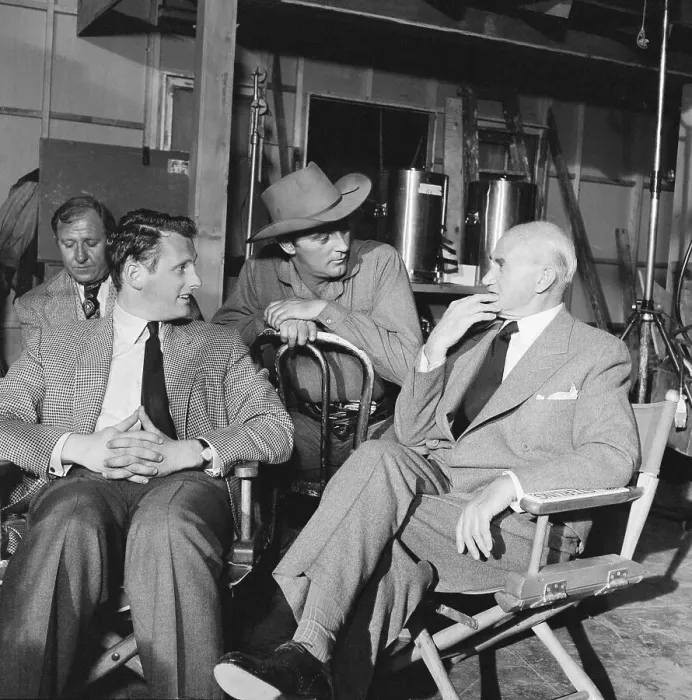 Framed Print : Samuel Goldwyn Chatting with Colleagues Framed Print : Samuel Goldwyn Chatting with Colleagues