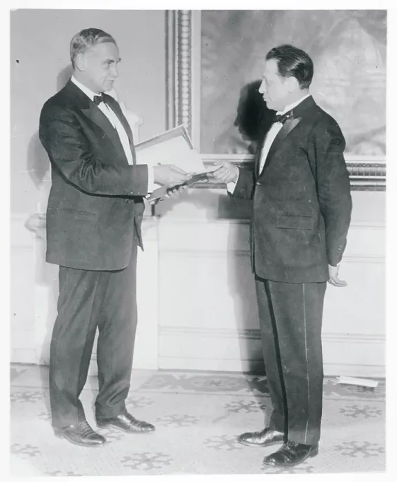 Framed Print : Samuel Yellin Receiving Award from Senator Pepper Framed Print : Samuel Yellin Receiving Award from Senator Pepper
