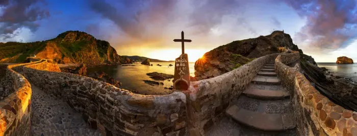 Framed Print : San Juan de Gaztelugatxe - Spain / Basque Framed Print : San Juan de Gaztelugatxe - Spain / Basque